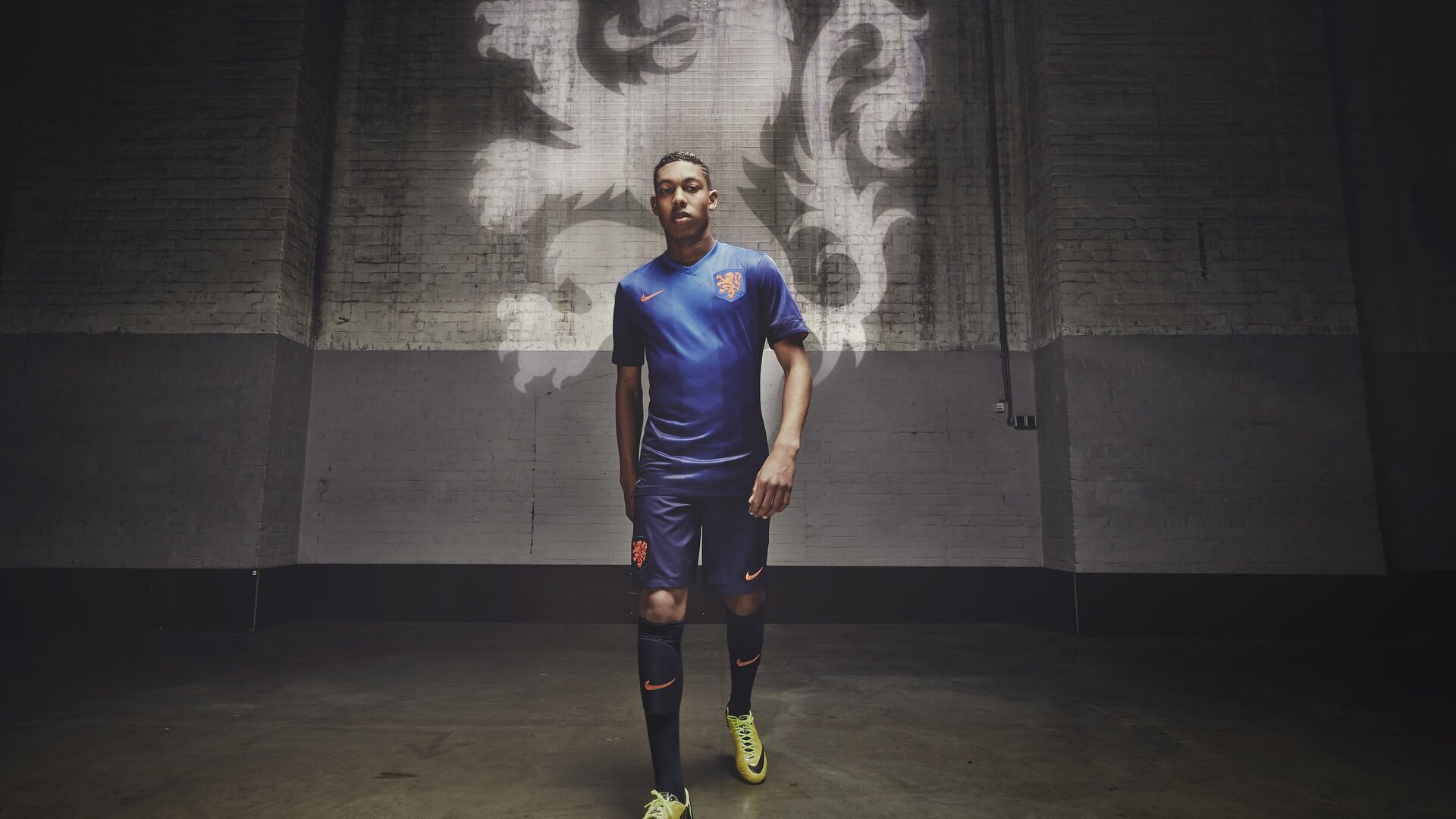 城市青少年足球培训班持续火爆，提升城市青训水平，青少年足球培训招生渠道